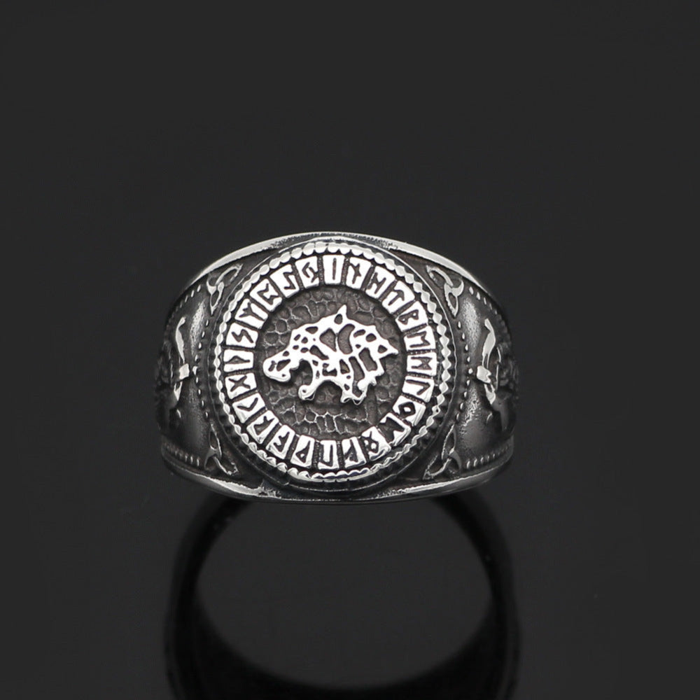 Bague Loup Motif Viking – Bijou viking au design ancestral, symbole de force et de liberté.