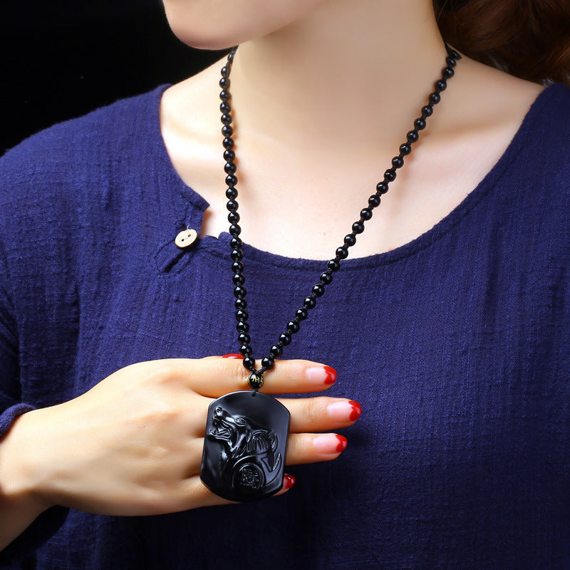 Collier loup
Loup obsidienne
Obsidienne noire
Bijou loup